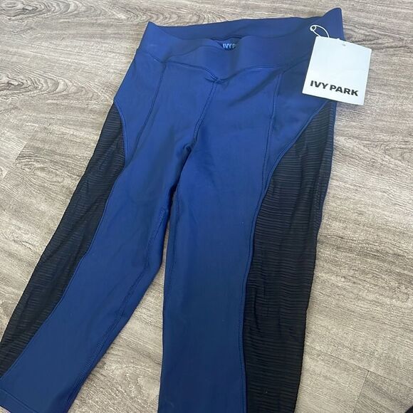 Ivy Park Mesh Panel Capri V-waist Leggings-navy - Picture 2 of 3